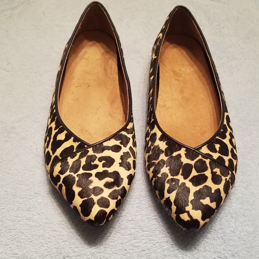 Vionic leopard calf hair flats